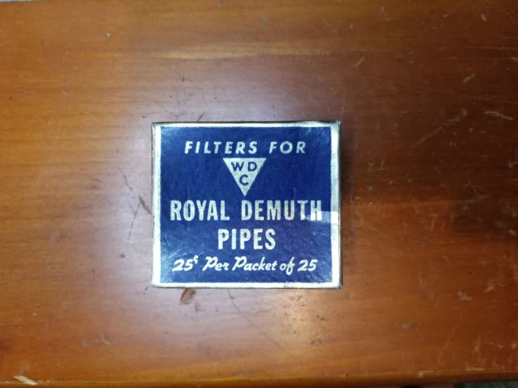 Vintage Box of Royal Demuth Pipe Filters