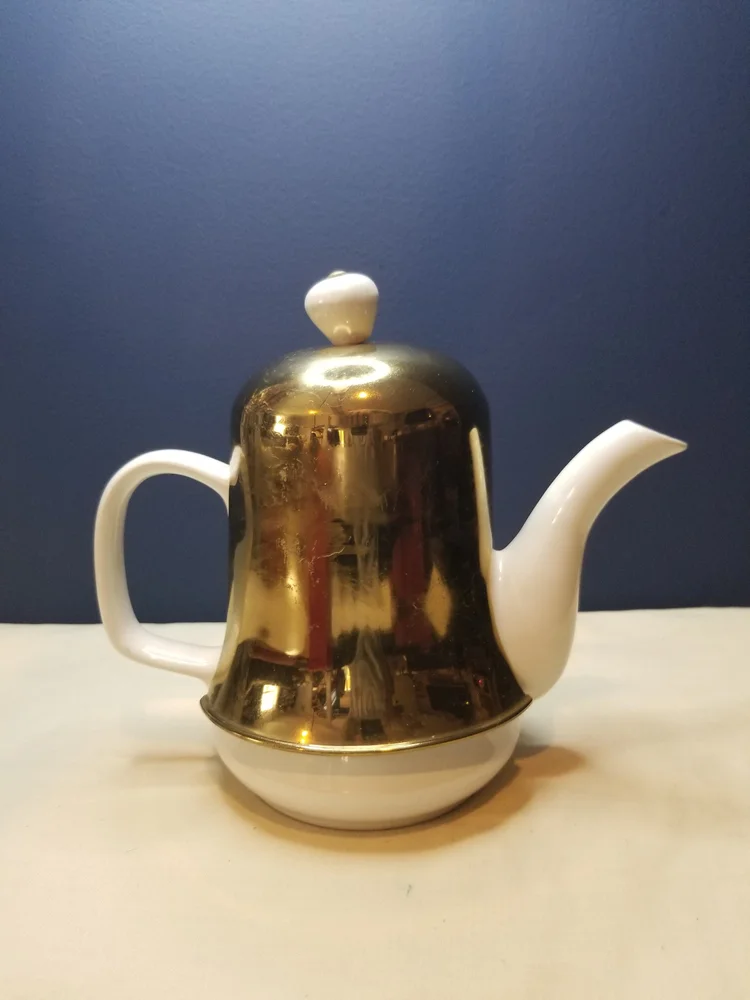 Vintage Tea Kettle with Brass Dome - Insulated Dome Tea Kettle - Made in Korea - Helmeted Tea Pot